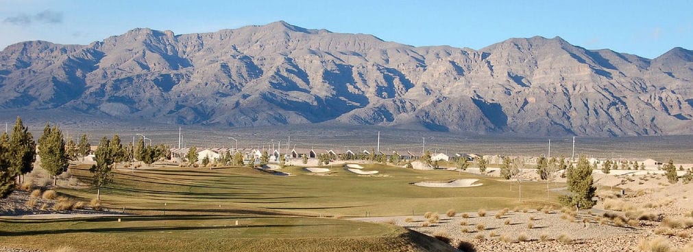 Aliante and the Las Vegas Range in North Las Vegas. Regional imagery, not practice premises. Meridethmyers, public domain.
